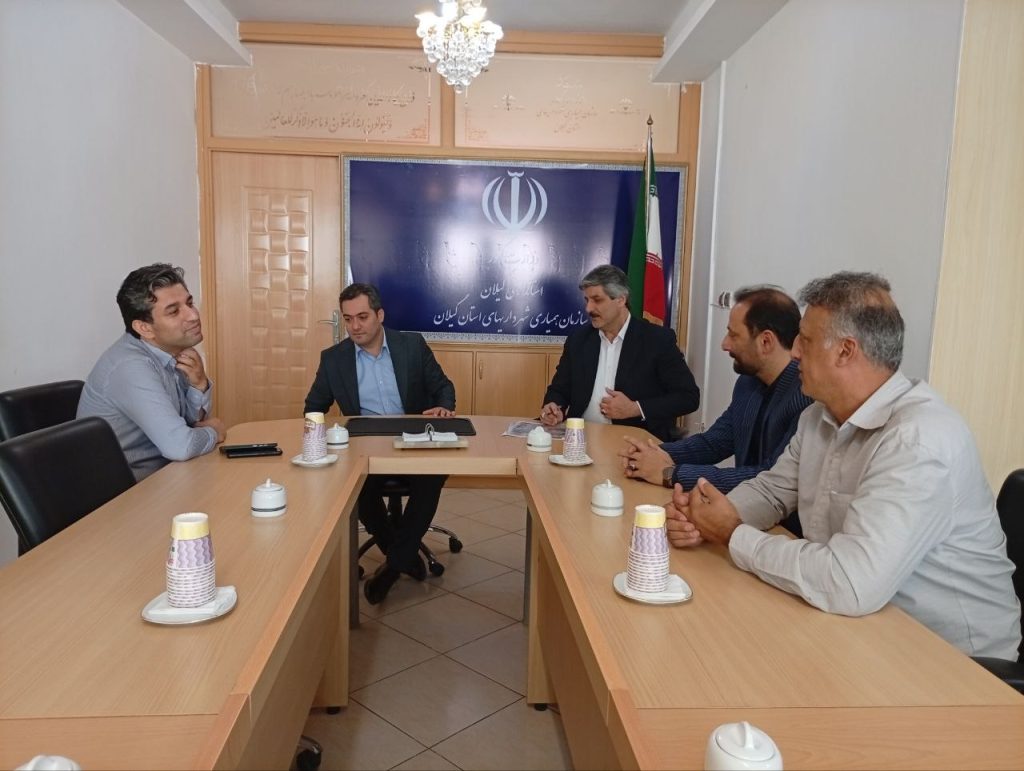 نشست شهردار املش با مدیرعامل سازمان همیاری شهرداری های گیلان