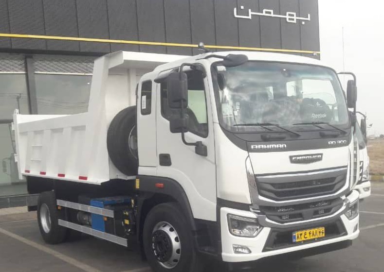 تحویل کامیون و نیسان کمپرسی به شهرداری طاهرگوراب توسط سازمان همیاری شهرداری های گیلان