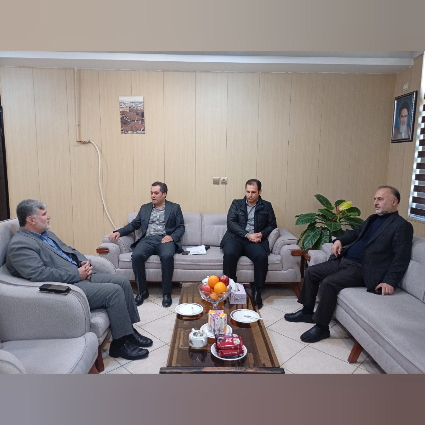 دیدار شهردار بندرانزلی با مدیرعامل سازمان همیاری شهرداری های استان گیلان