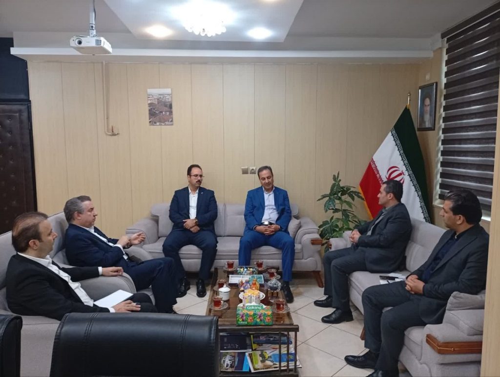 دیدار مدیر امور شعب پست بانک گیلان با مدیرعامل سازمان همیاری شهرداری های گیلان