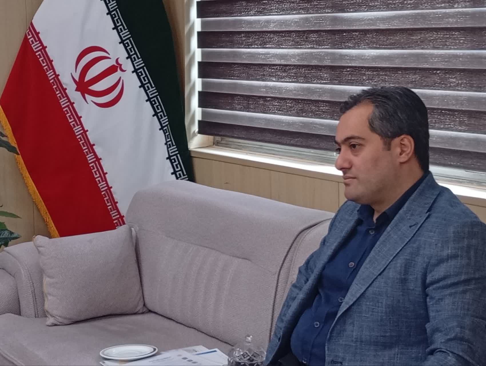 دیدار شهرداران حویق و بازارجمعه شاندرمن با مدیرعامل سازمان همیاری شهرداری های گیلان
